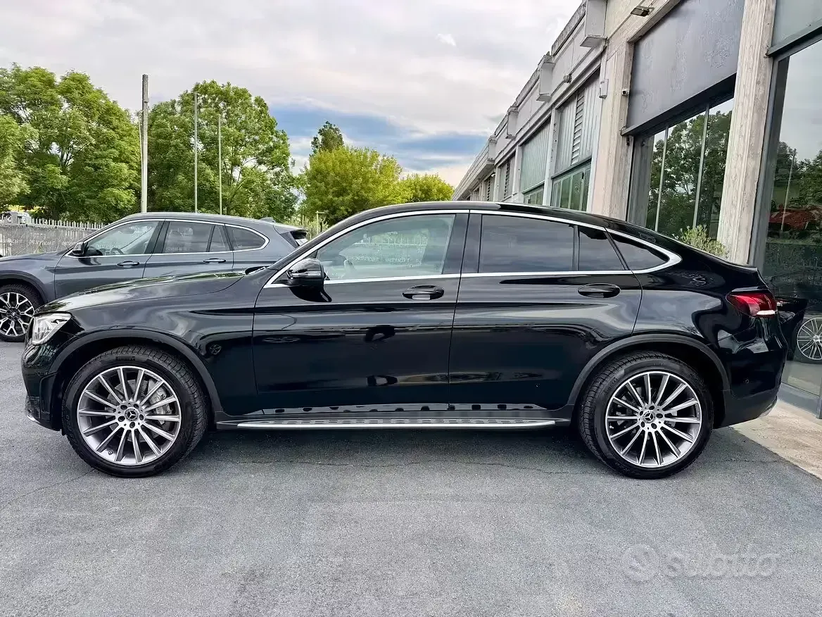 Usata Mercedes GLC220 Premium Plus 194 CV (142 kW) 2022 Nero SUV