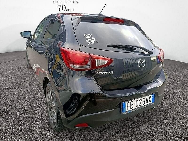 Usata Mazda 2 Exceed 105 CV (77 kW) 2016 Nero Berlina