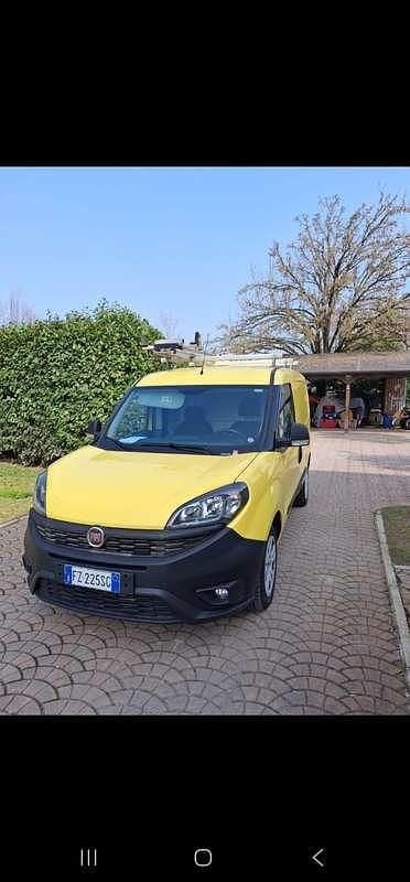 Usata Fiat Doblò Lounge 95 CV (69 kW) 2019 Monovolume
