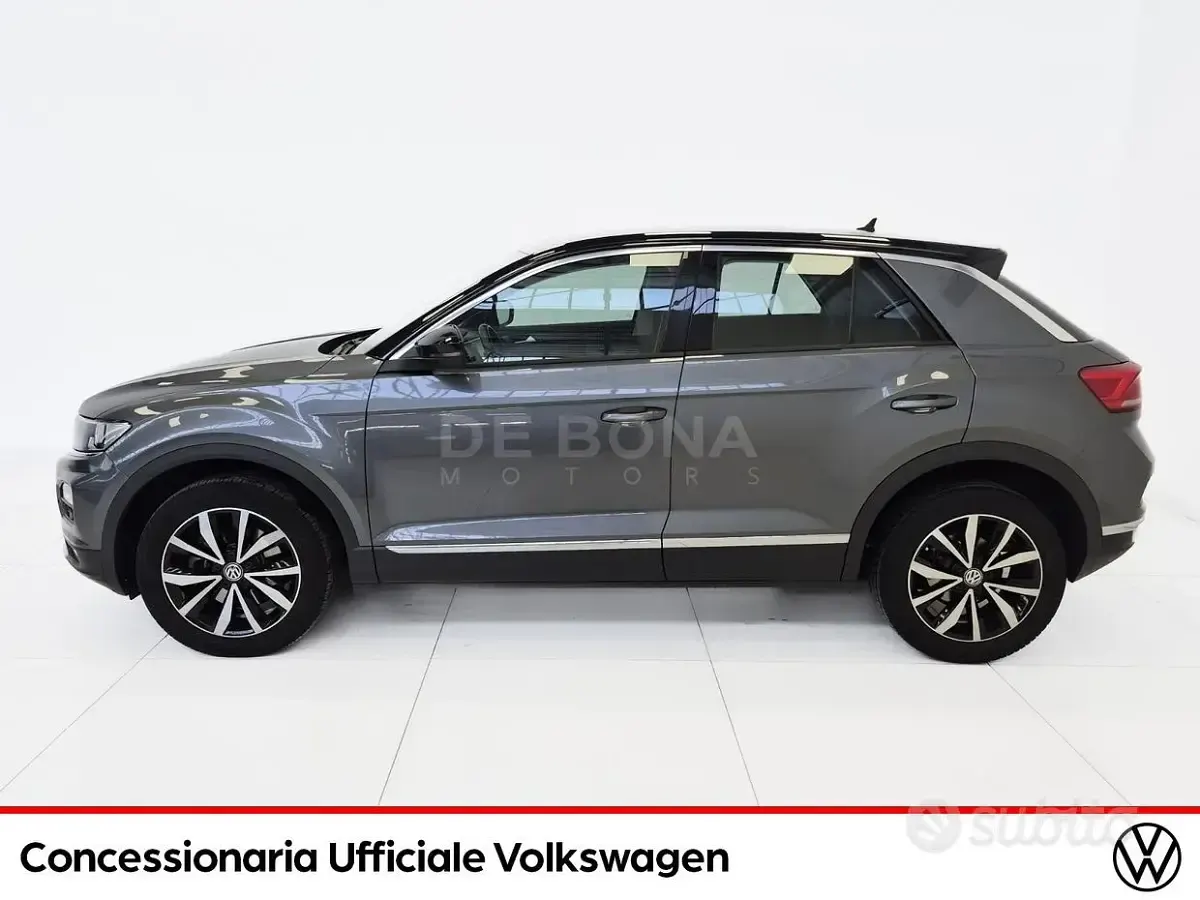 Usata VW T-Roc Style 116 CV (85 kW) 2018 Grigio SUV