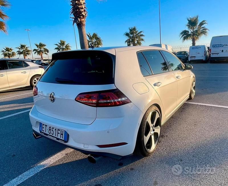 Usata VW Golf VII GTI 220 CV (161 kW) 2013 Bianco Berlina