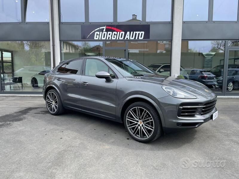 Grigio Usata 2019 Porsche Cayenne SUV | 84.890 € - Immagine 1/4