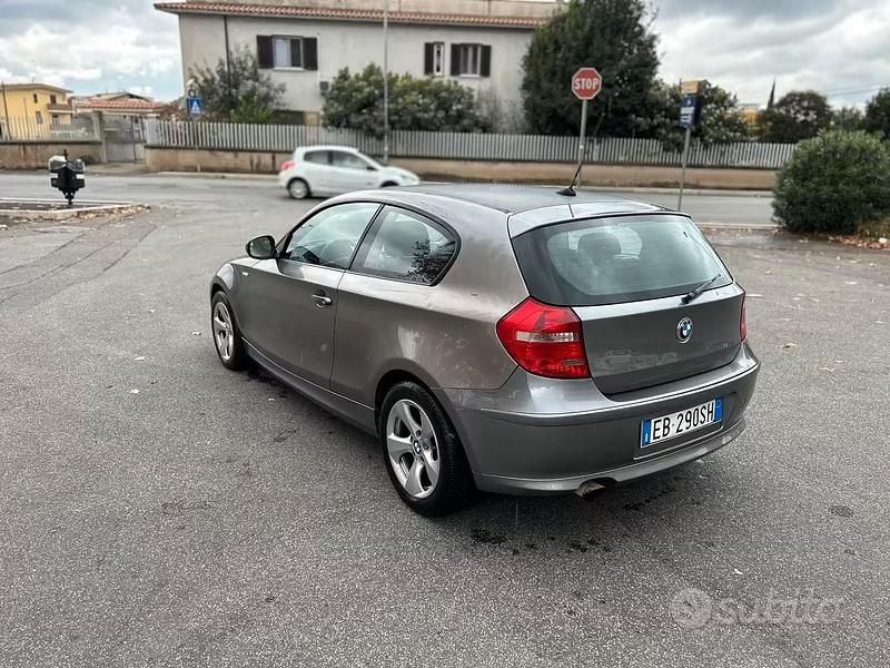 Usata BMW 118 2010 Grigio Utilitaria