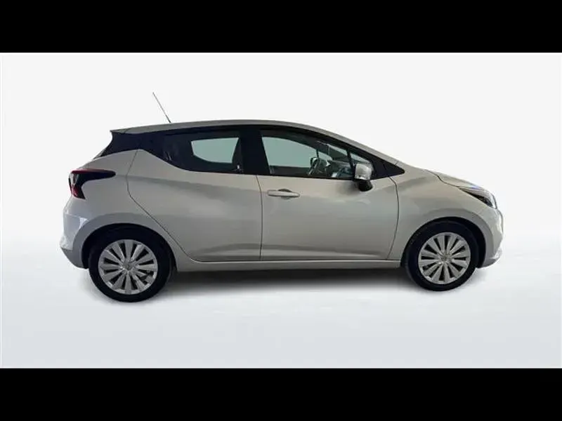 Usata Nissan Micra Acenta 2023 Grigio chiaro Utilitaria