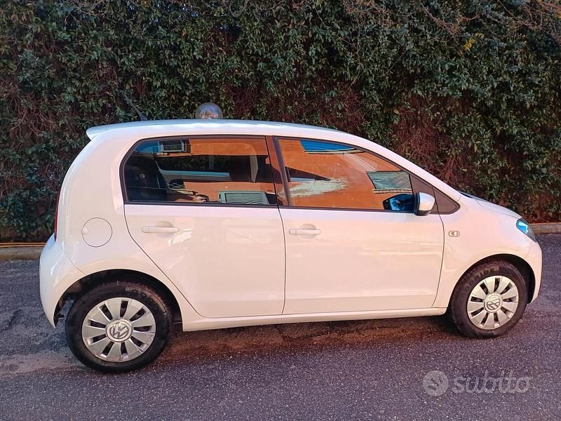 Usata VW up! 60 CV (44 kW) 2013 Bianco Utilitaria