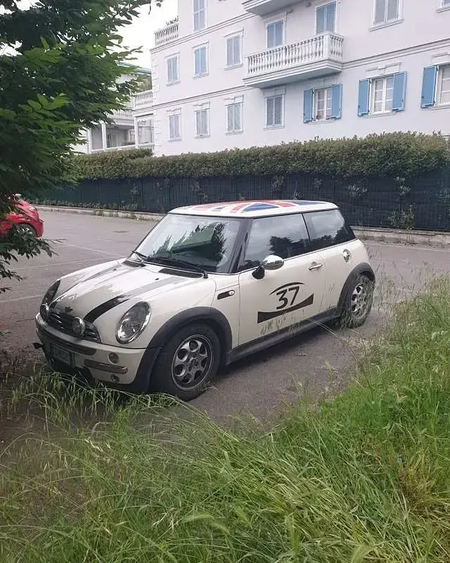 Usata Mini One D 75 CV (55 kW) 2004 Bianco Utilitaria