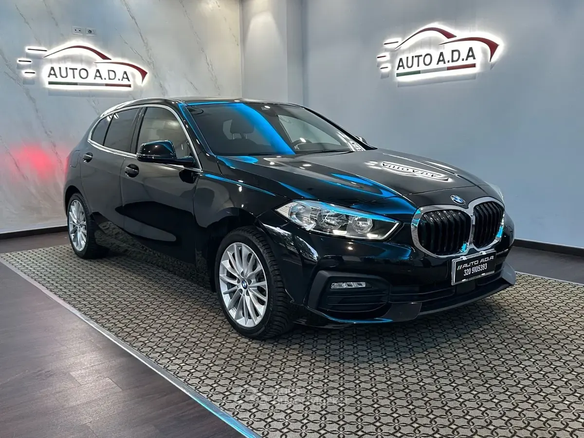 Usata BMW 116 Sport Line 116 CV (85 kW) 2021 Nero Utilitaria