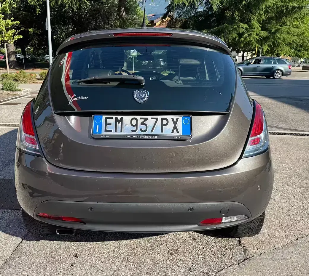 Usata Lancia Ypsilon S 95 CV (69 kW) 2012 Grigio Utilitaria