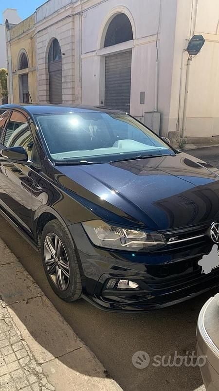Usata VW Polo 65 CV (47 kW) 2021 Nero Utilitaria