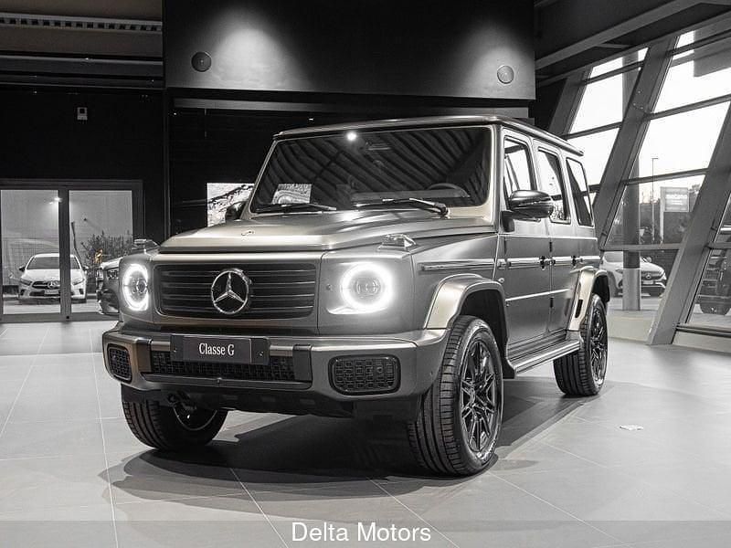 Grigio Nuova 2026 Mercedes G580 AMG line SUV | 152.947 € - Immagine 1/4