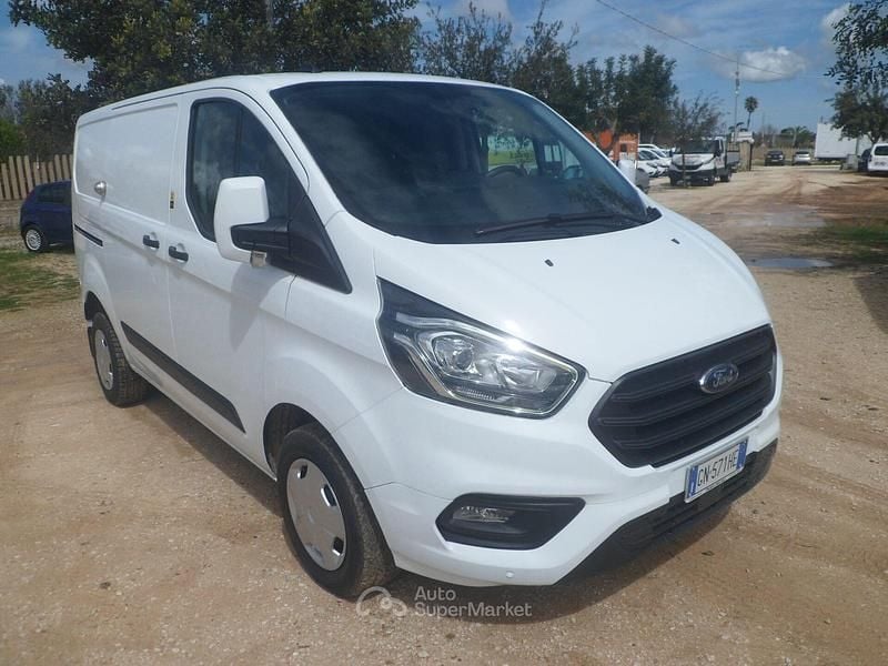 Usata Ford Transit Custom 131 CV (96 kW) 2021 Bianco Furgone
