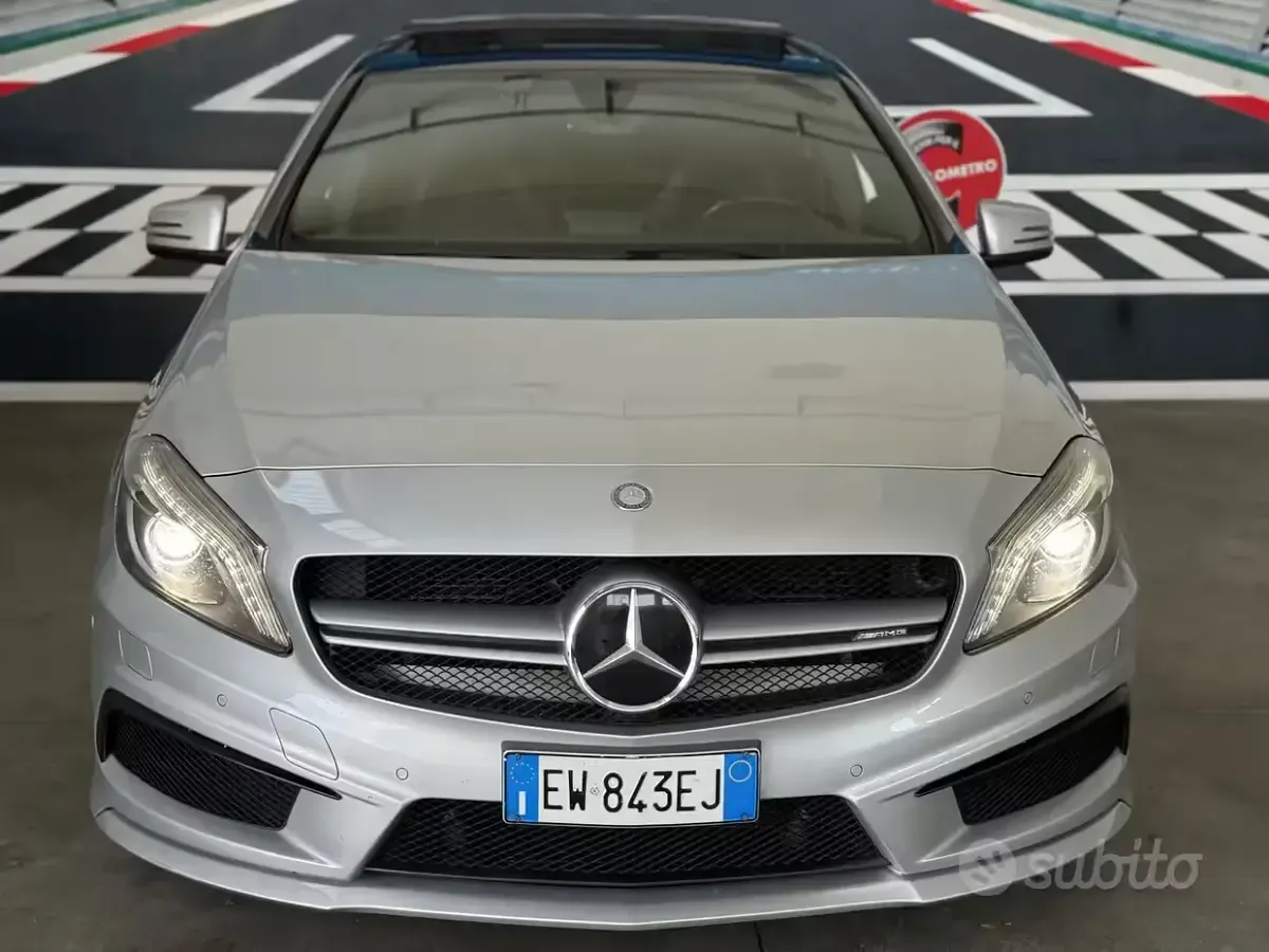 Usata Mercedes A45 AMG AMG 360 CV (264 kW) 2014 Grigio Utilitaria