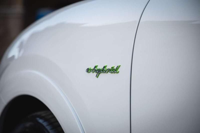 Usata Porsche Cayenne Coupe 462 CV (339 kW) 2021 Bianco SUV