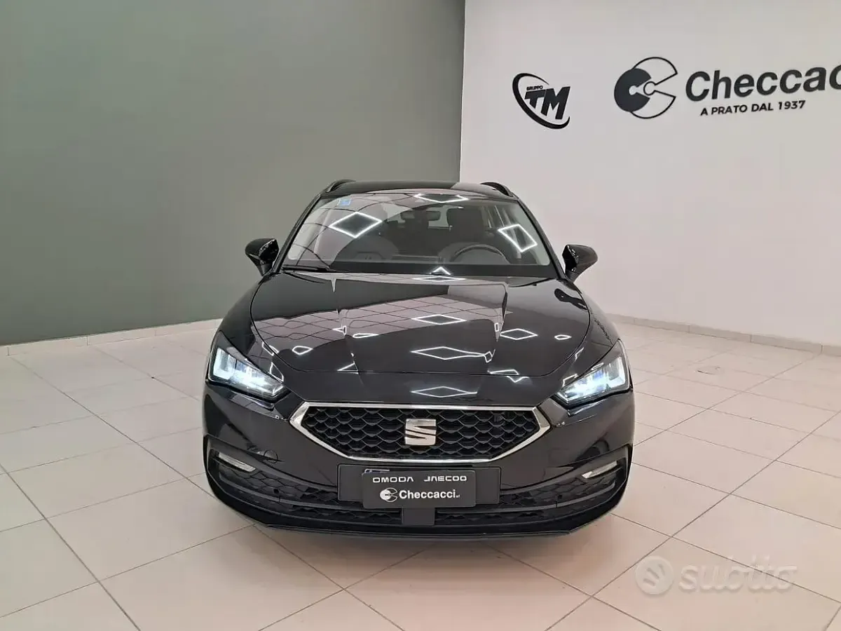 Usata Seat Leon Style 116 CV (85 kW) 2023 Nero Station wagon