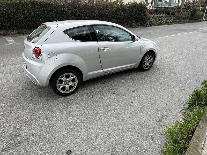 Usata Alfa Romeo MiTo Distinctive 120 CV (88 kW) 2011 Utilitaria