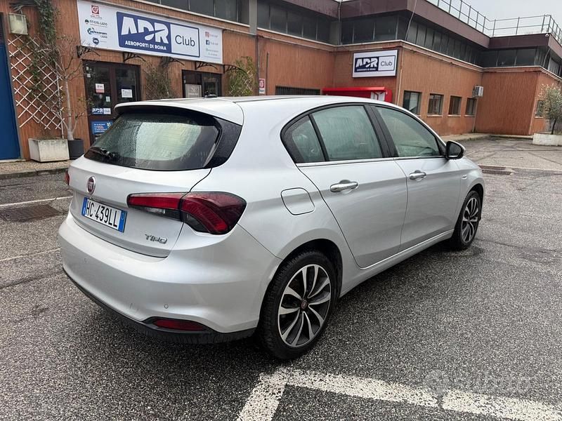 Usata Fiat Tipo Lounge 120 CV (88 kW) 2019 Grigio Berlina
