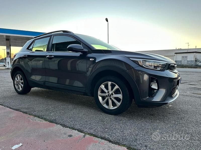 Gebraucht Kia Stonic Style 110 PS (80 kW) 2018 Grau SUV