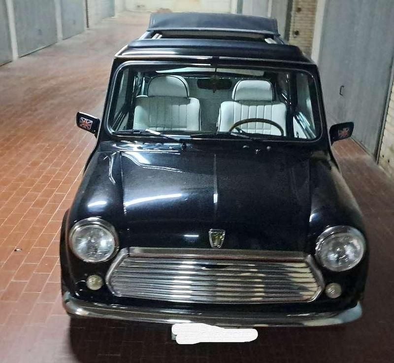 Usata Rover Mini 50 CV (36 kW) 1994 Nero Berlina