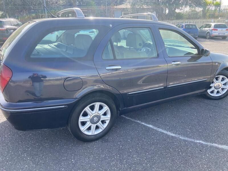 Usata Lancia Lybra 116 CV (85 kW) 2005 Blu Station wagon