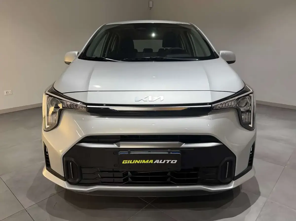 Usata Kia Picanto 63 CV (46 kW) 2024 Grigio Utilitaria