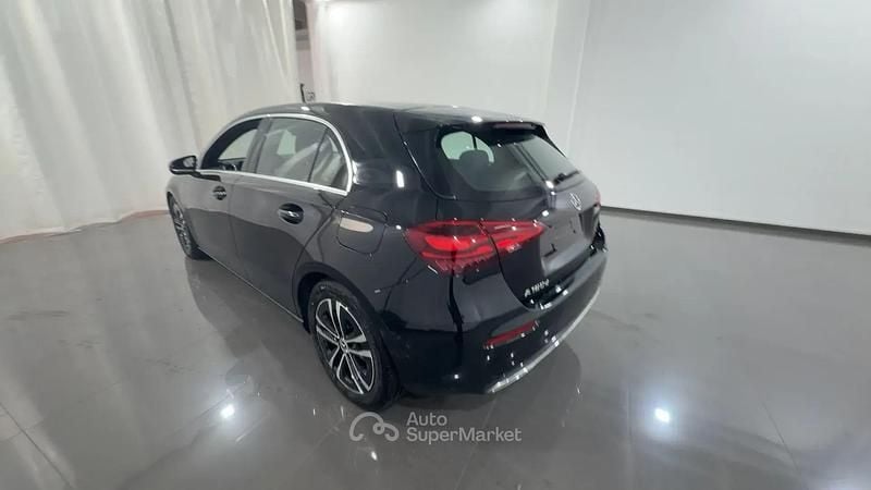 Usata Mercedes A180 Progressive 116 CV (85 kW) 2024 Nero Berlina