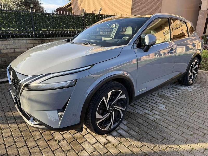 Usado Nissan Qashqai Tekna 158 CV (116 kW) 2023 Gris SUV