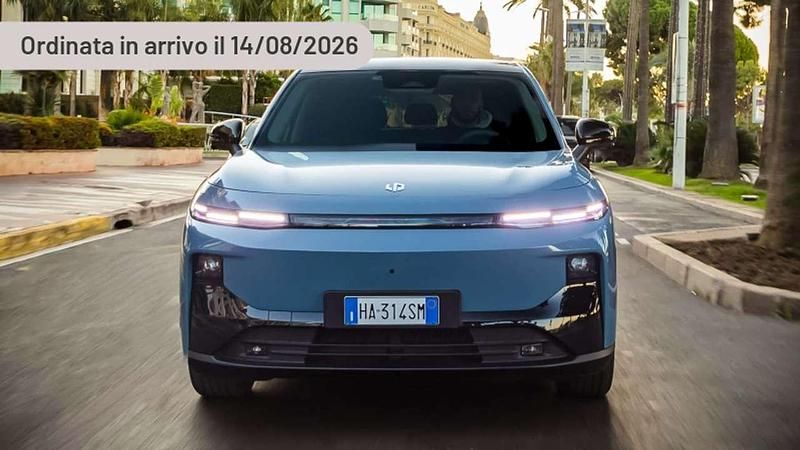 Nuova Leapmotor B10 160 kW (218 CV) 2026 Argento SUV