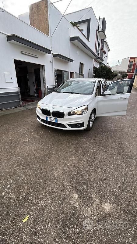 Usata BMW 216 116 CV (85 kW) 2017 Bianco Berlina