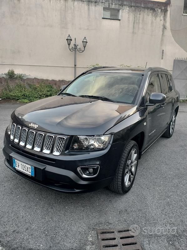 Usata Jeep Compass 136 CV (100 kW) 2014 Grigio SUV