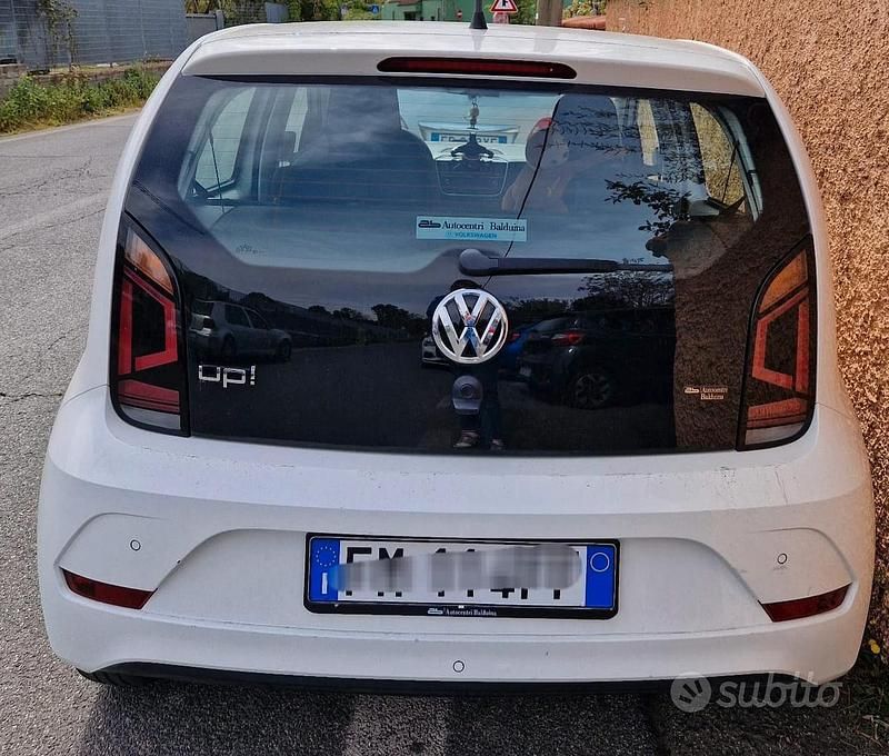 Usata VW up! 70 CV (51 kW) 2017 Bianco Utilitaria