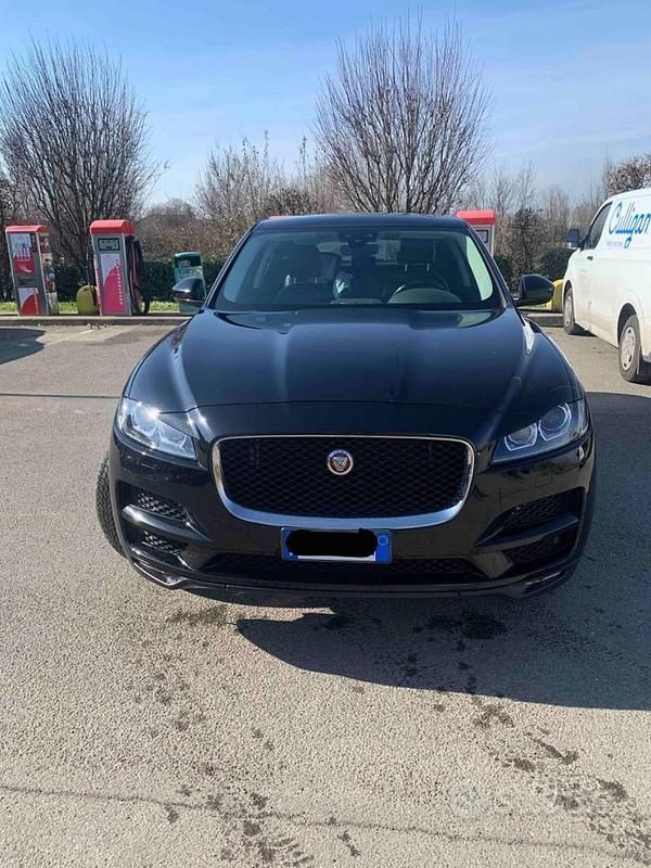Usata Jaguar F-Pace Prestige 179 CV (131 kW) 2019 Nero SUV
