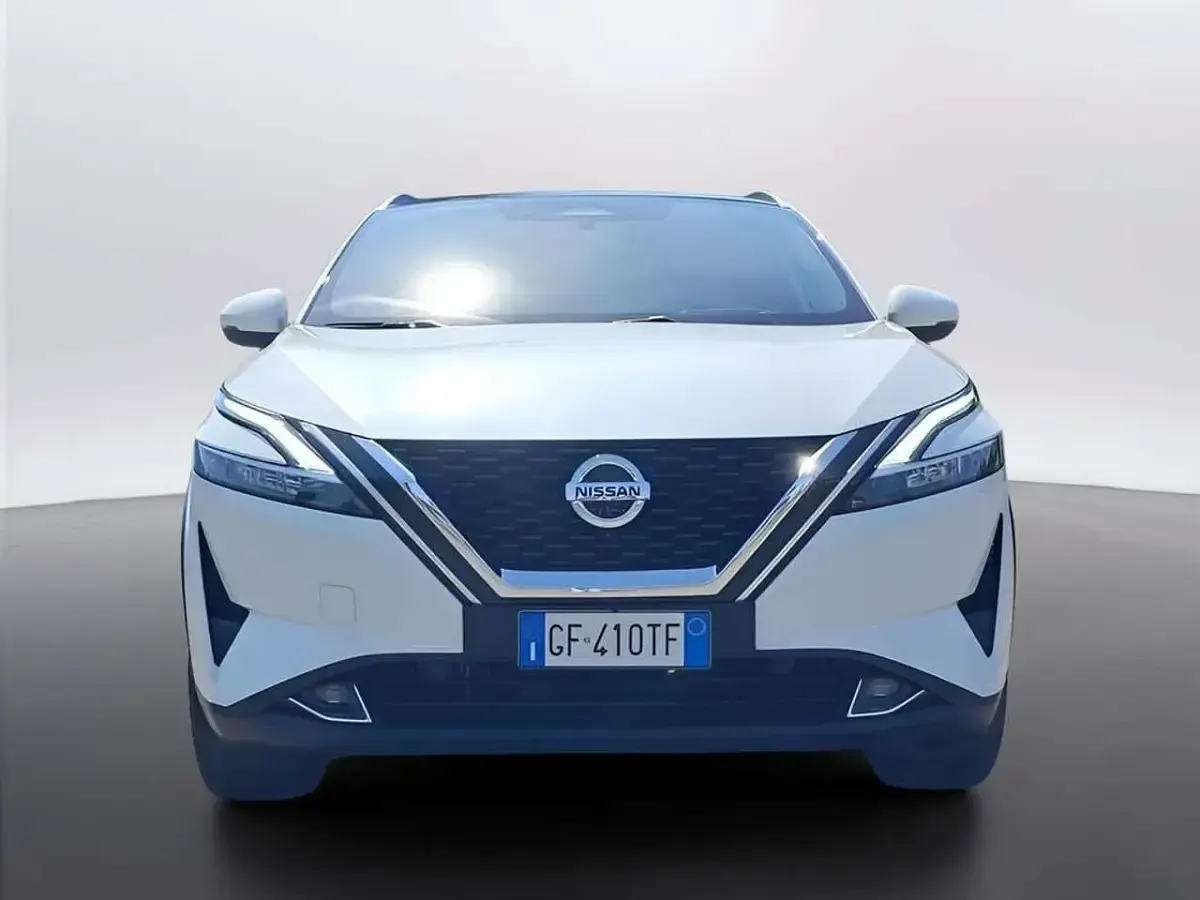 Usata Nissan Qashqai Tekna 140 CV (102 kW) 2021 Bianco SUV