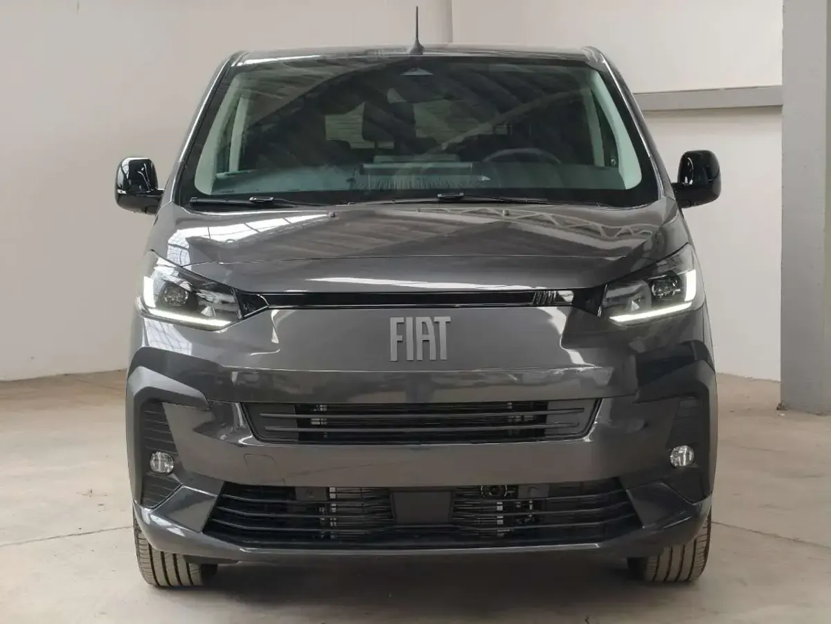 Nuova Fiat E-Ulysse Lounge 131 kW (179 CV) 2026 Grigio Monovolume