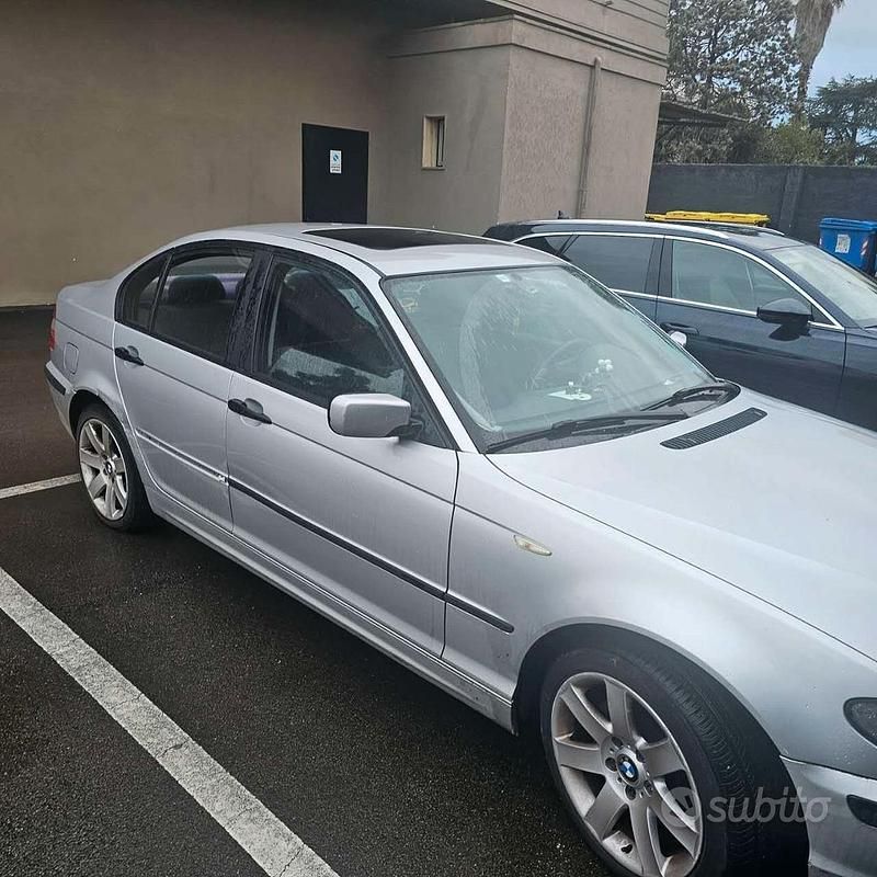 Usata BMW 318 2004 Grigio Berlina