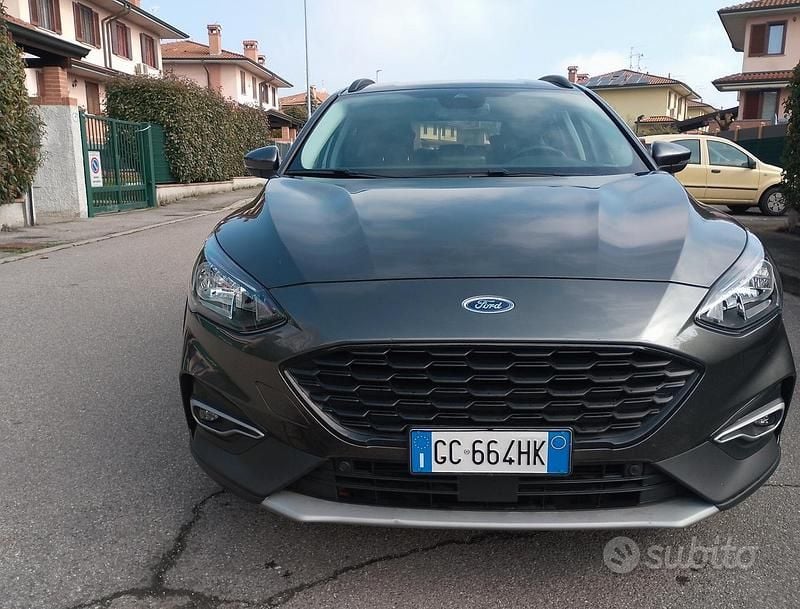 Usata Ford Focus Active 125 CV (91 kW) 2020 Grigio Berlina