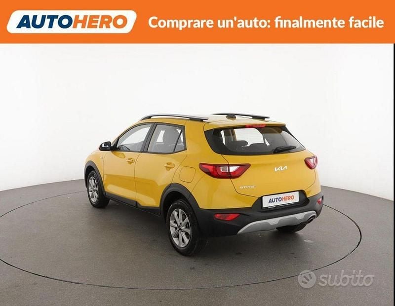 Usata Kia Stonic Urban 84 CV (61 kW) 2023 Giallo SUV