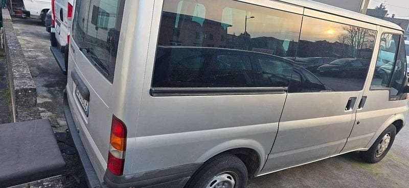 Usado Ford Transit 101 CV (74 kW) 2005 Plateado Van