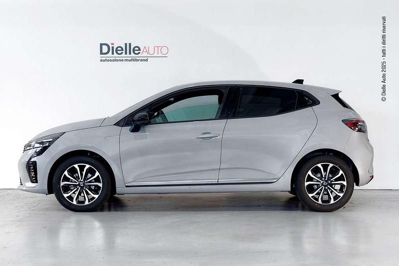 Ny Renault Clio V Techno 101 HK (74 kW) 2025 Silver Sedan