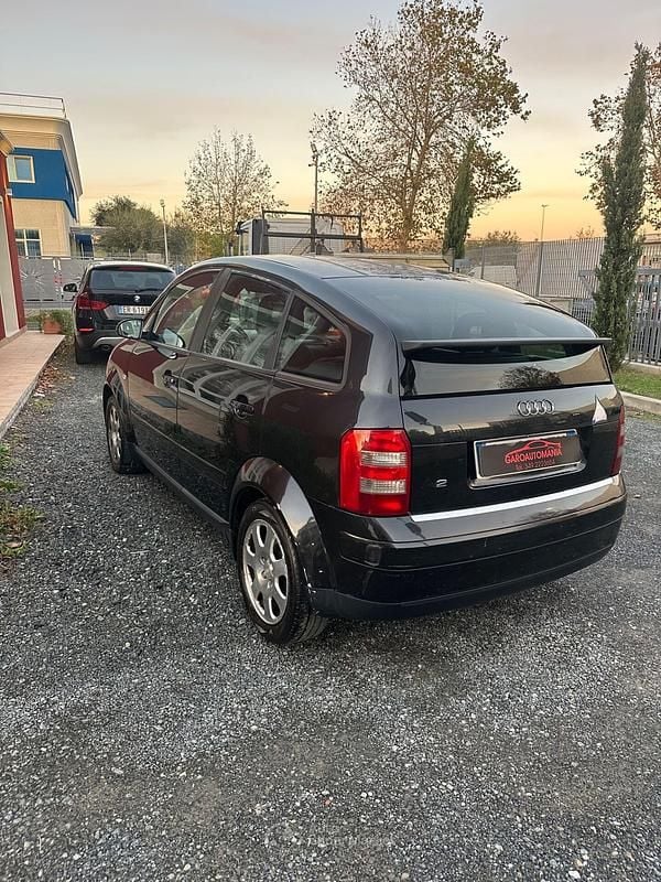 Usata Audi A2 Comfort 75 CV (55 kW) 2005 Nero Utilitaria