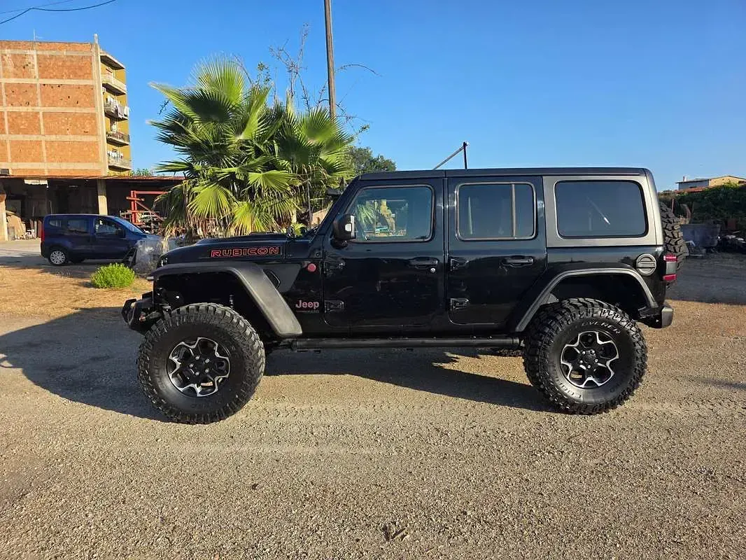 Usata Jeep Wrangler Rubicon 200 CV (147 kW) 2021 Nero SUV