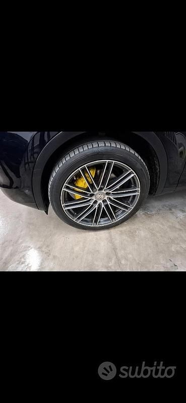 Usata Porsche Cayenne 250 CV (183 kW) 2015 SUV