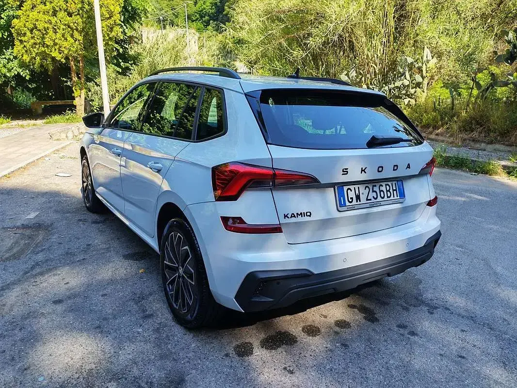 Usata Skoda Kamiq 110 CV (80 kW) 2024 Bianco SUV