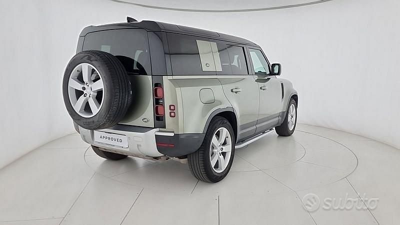 Usata Land Rover Defender First Edition 400 CV (294 kW) 2020 Verde SUV