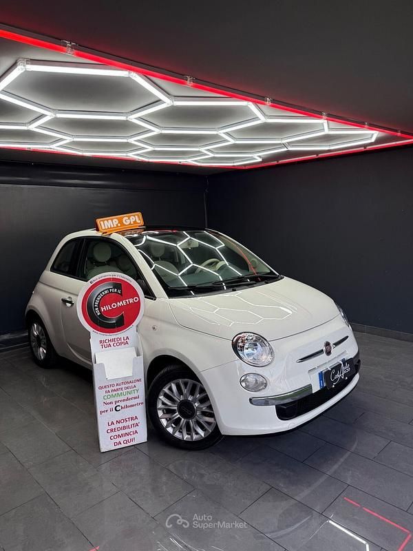 Usata Fiat 500 Lounge 69 CV (50 kW) 2015 Bianco Berlina