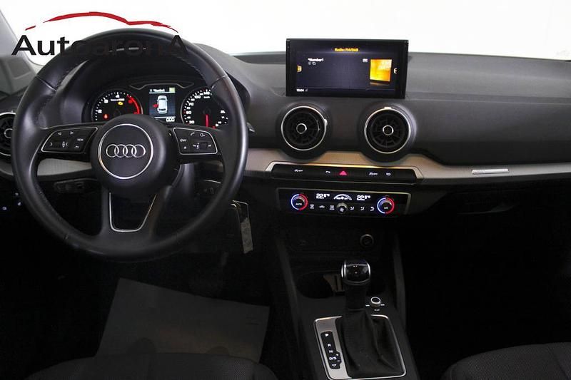 Usata Audi Q2 Business 116 CV (85 kW) 2022 B4 bianco SUV