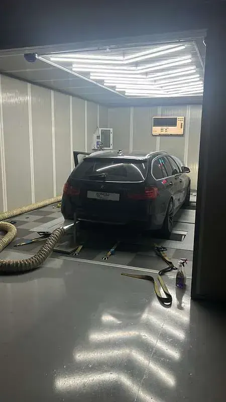 Usata BMW 330 Luxury Line 258 CV (189 kW) 2013 Station wagon