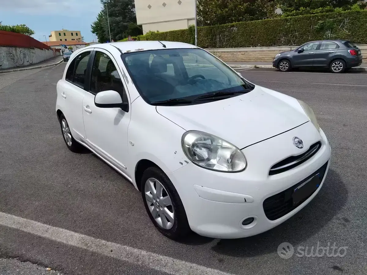 Usata Nissan Micra Acenta 98 CV (72 kW) 2013 Bianco Utilitaria