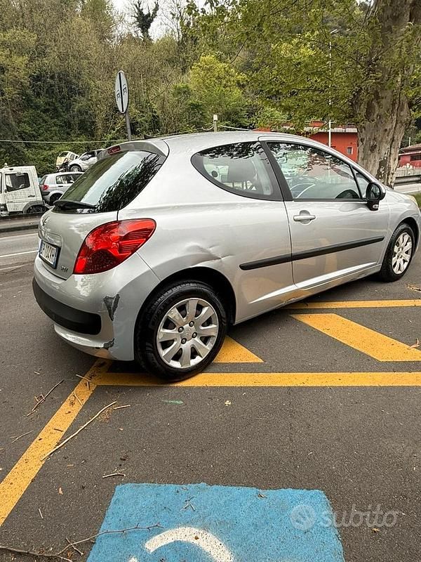 Usata Peugeot 207 2008 Utilitaria