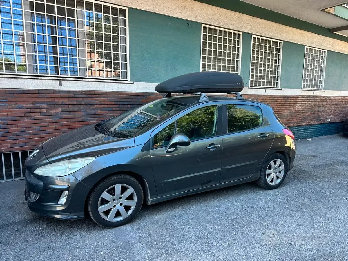 Usata Peugeot 308 112 CV (82 kW) 2011 Grigio Berlina