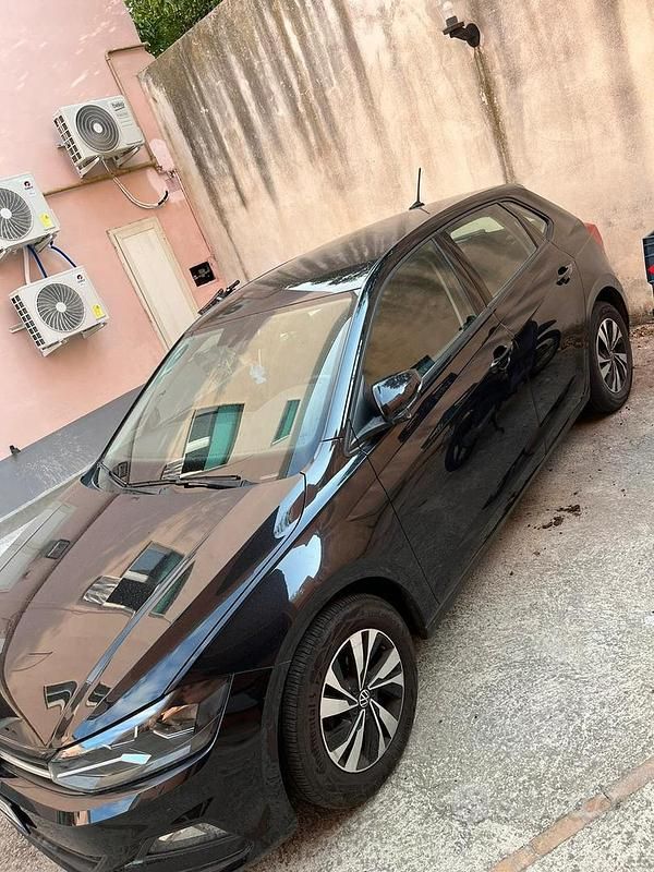 Usata VW Polo 65 CV (47 kW) 2021 Nero Utilitaria